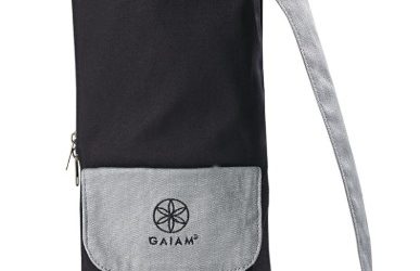 Gaiam Portador de Esterilla de Pilates con Cremallera Completa con Correa Ajustable, Bolsillo Frontal y Exterior para Teléfono con Ranura para Auriculares